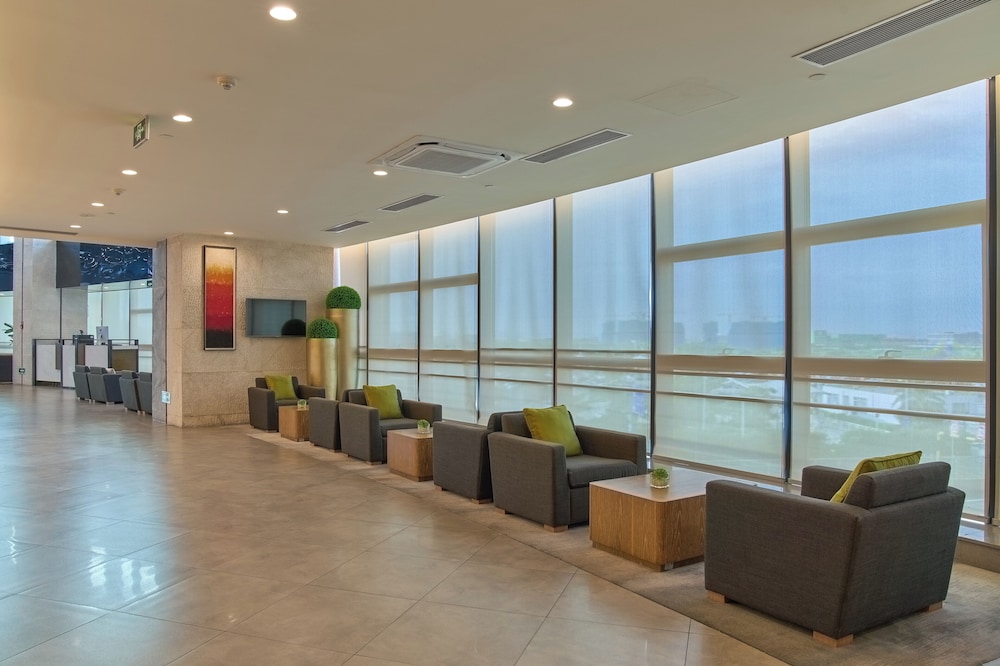 Hyatt Place Shenzhen Airport 40/70