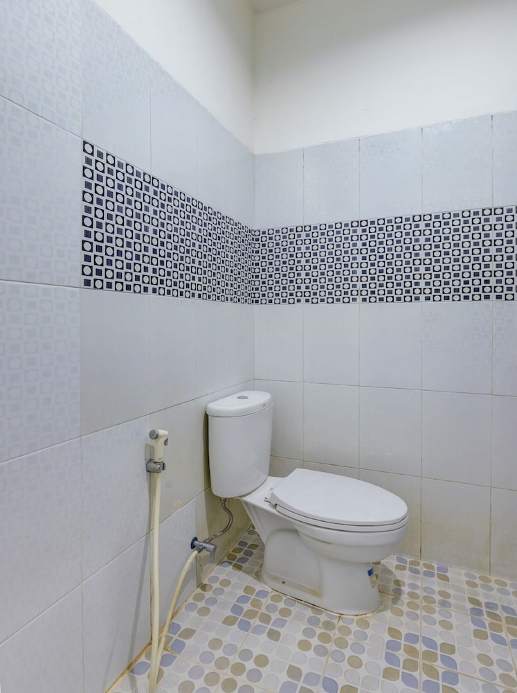 Hotel O near Tugu Simpang Haru formerly Zaara Guest House 23/24