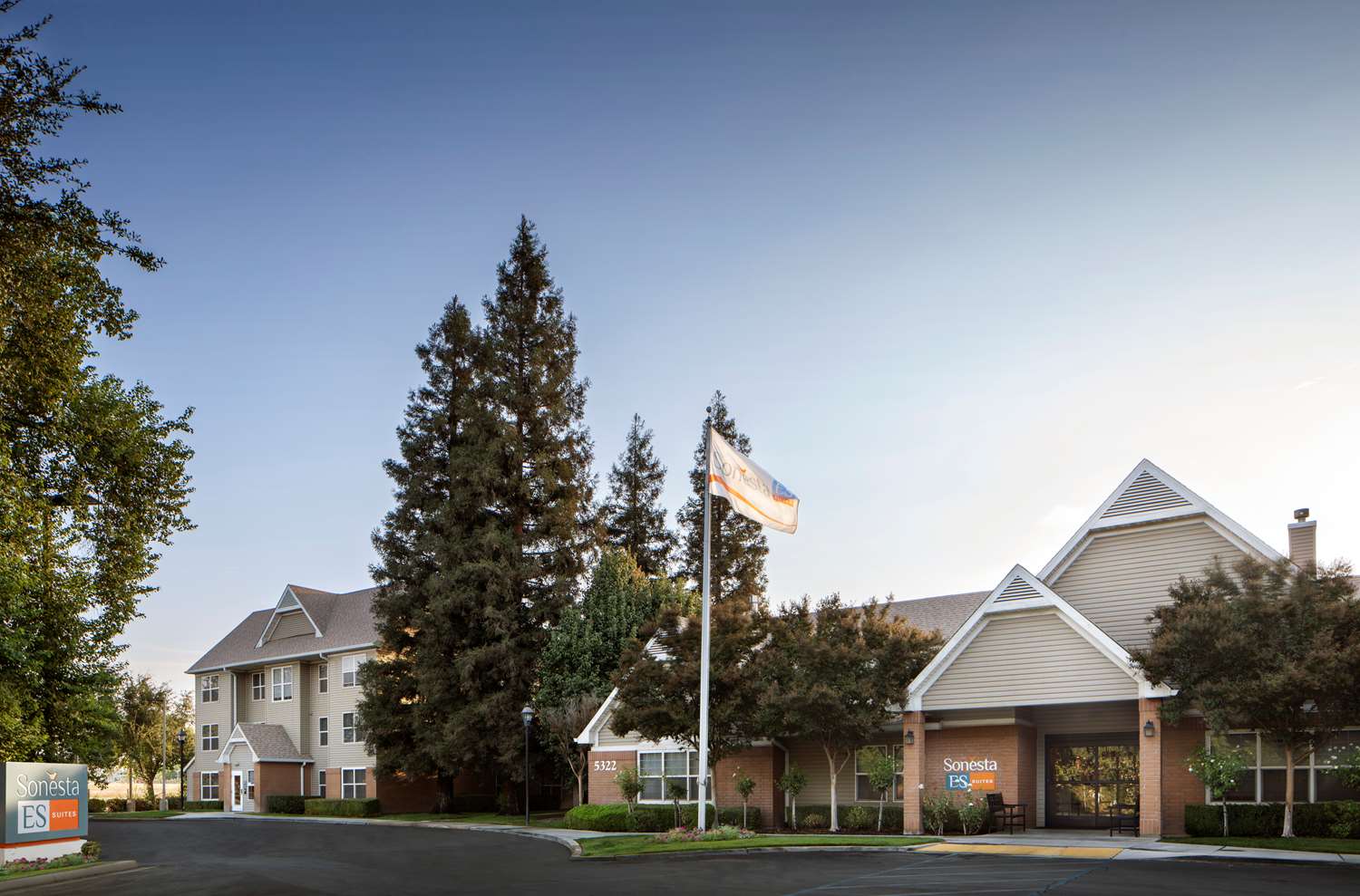 Sonesta Es Suites Fresno 1/13