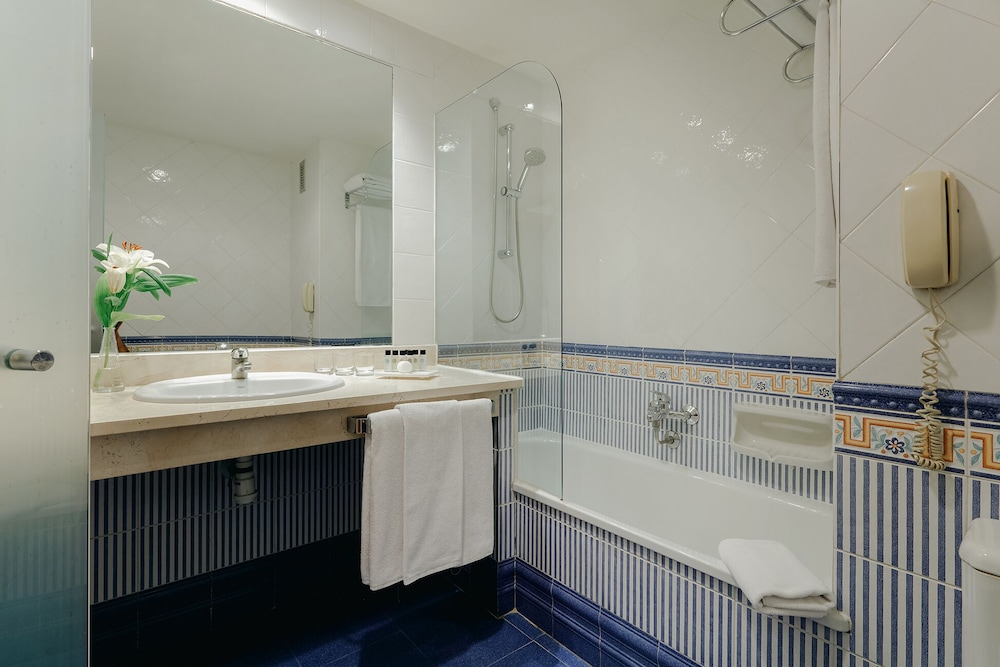 Hesperia Sevilla Hotel 17/72