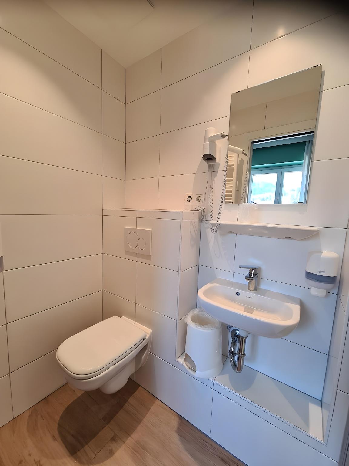 Hotel Haus Am See 27/29