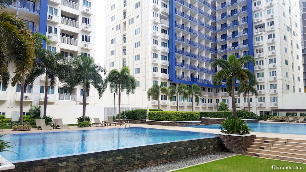 Oceanblue Manila Condotel Sea Residences 19/21