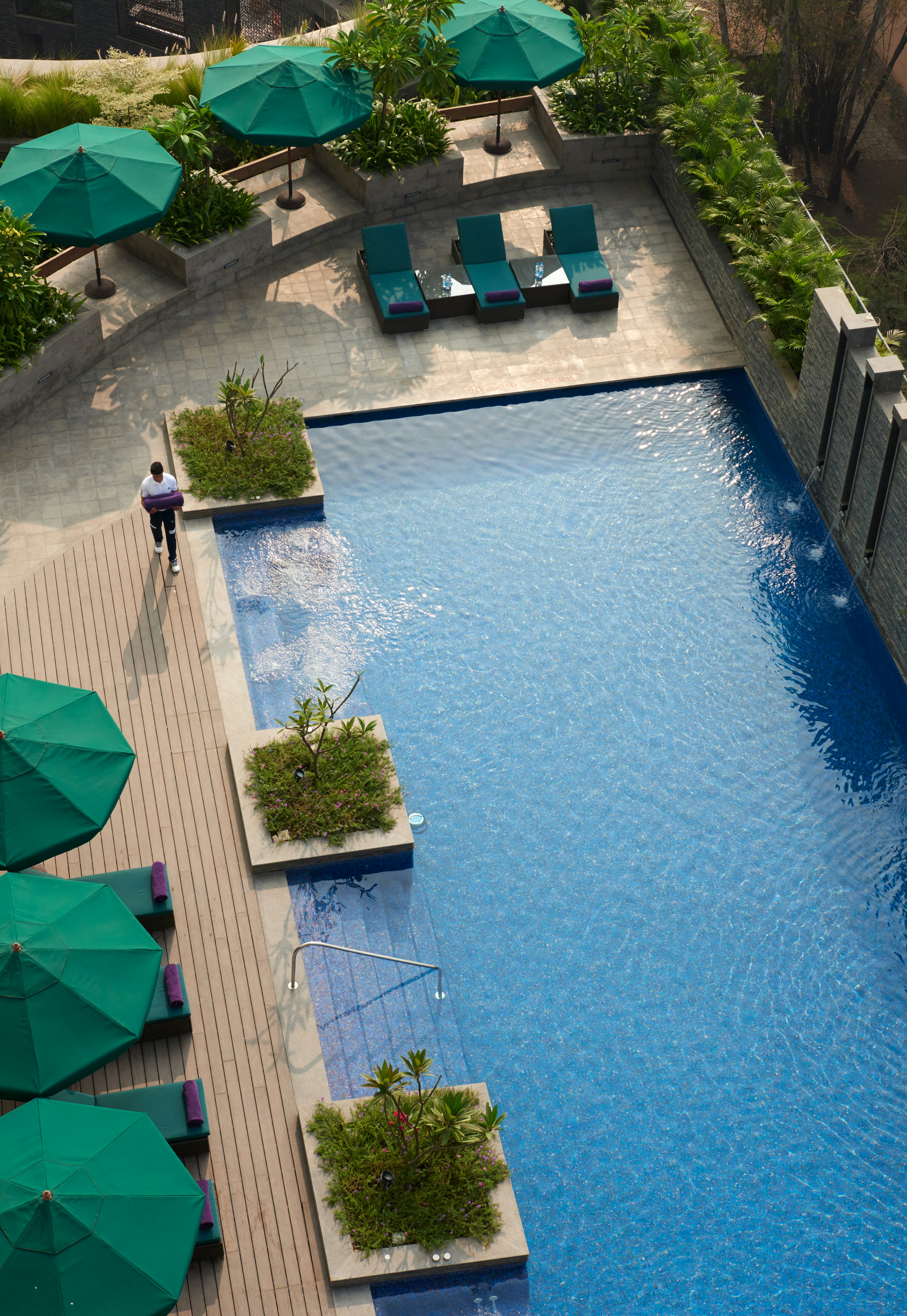 Conrad Pune 56/56