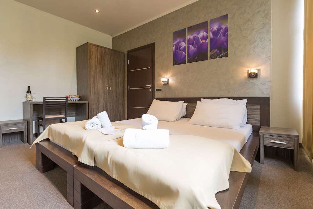 Villa Mystique Hotel 23/57
