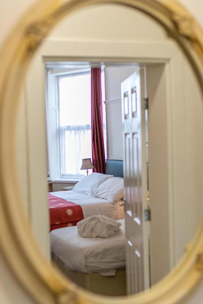 Skegness OYO Royal Hotel 25/60