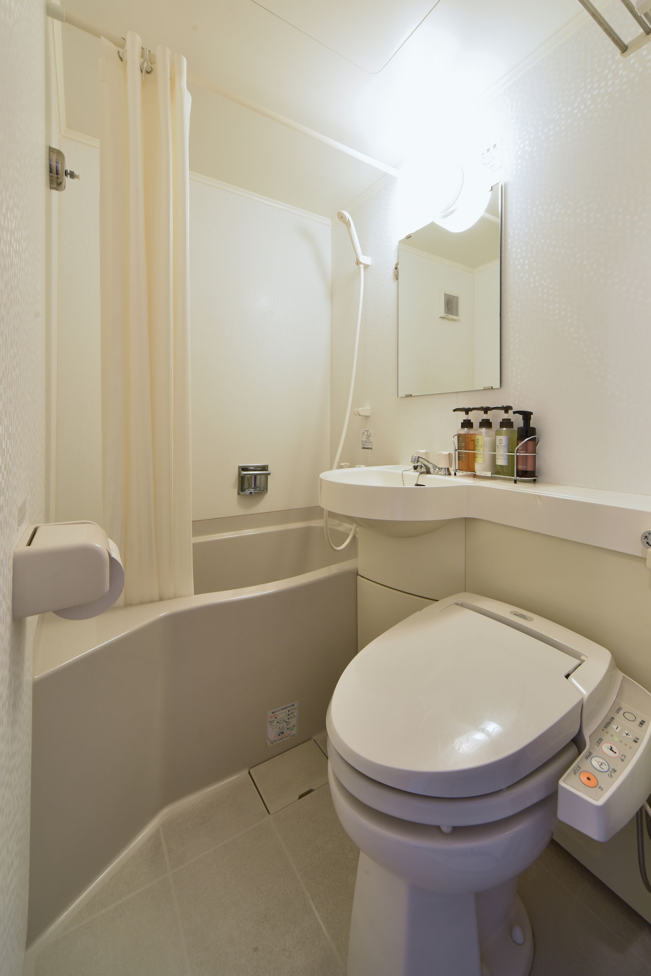 غرفة مفردة، Yokohama Heiwa Plaza Hotel 4/6