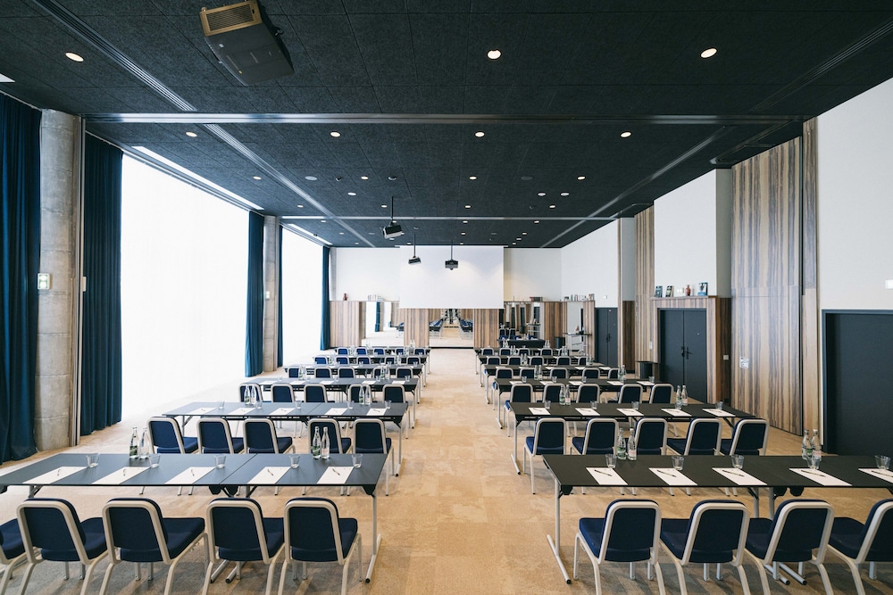 Kopster Hotel Residence Paris Ouest Colombes 79/86
