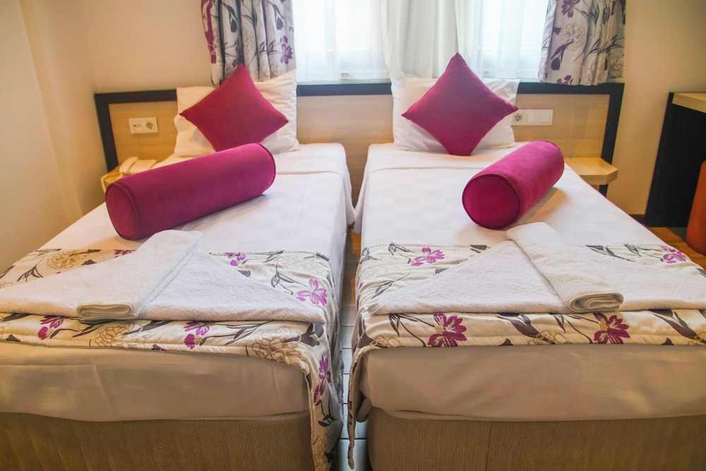 Hotel Hermes 28/33