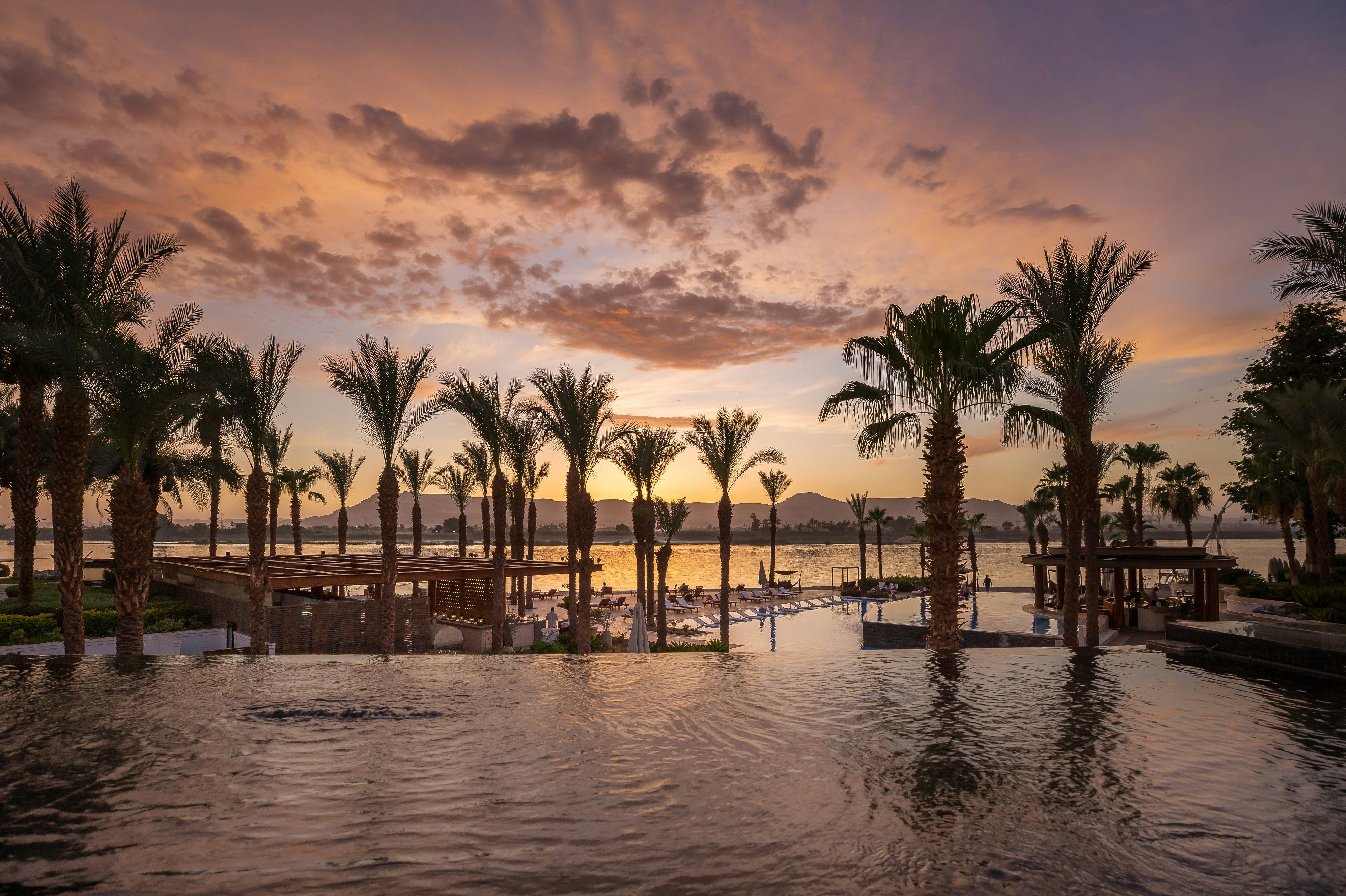 Hilton Luxor Resort and Spa 72/85