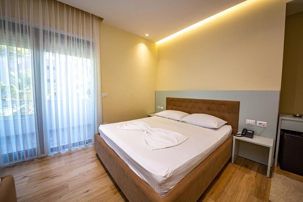 Bella Vista Hotel 17/50