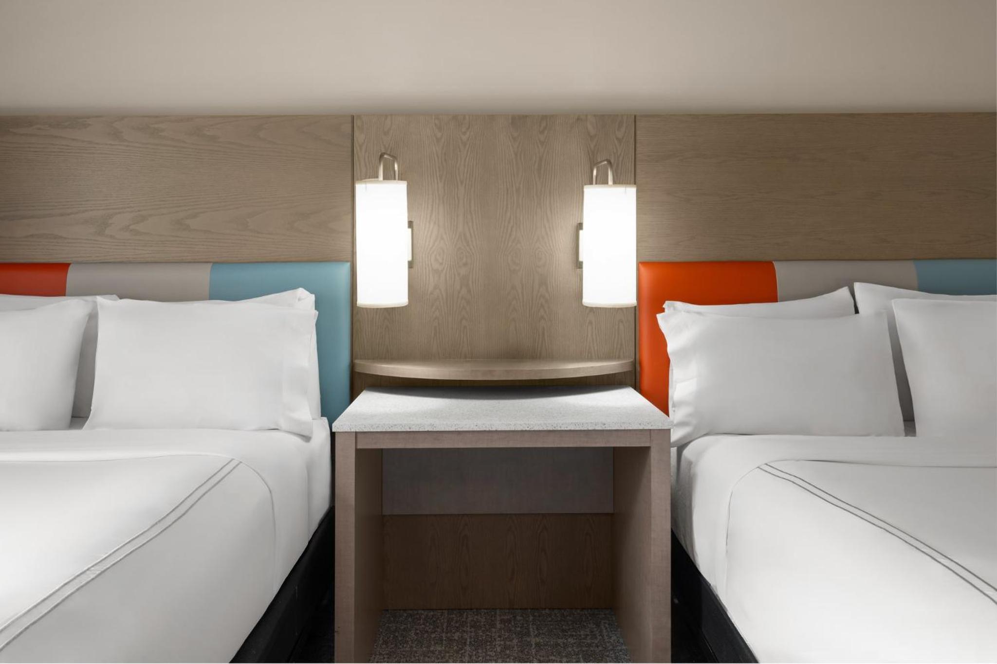 غرفة بسريرين منفصلين لذوي الإعاقة، Even Hotel Brooklyn 5/10