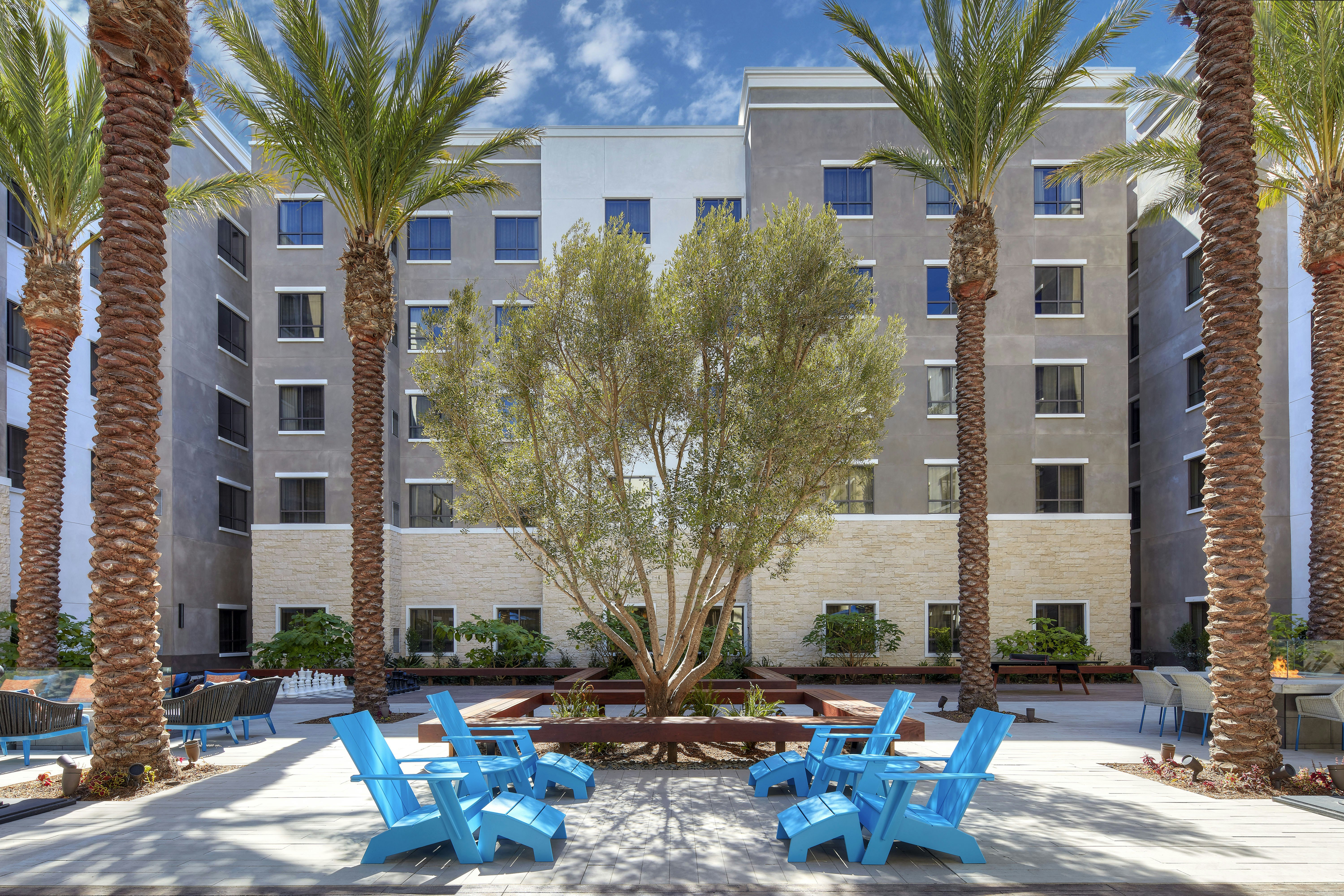 Homewood Suites by Hilton San Diego Hotel Circle/SeaWorld Area 23/25