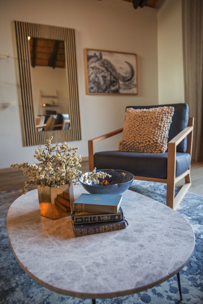 Nkala Safari Lodge 27/43