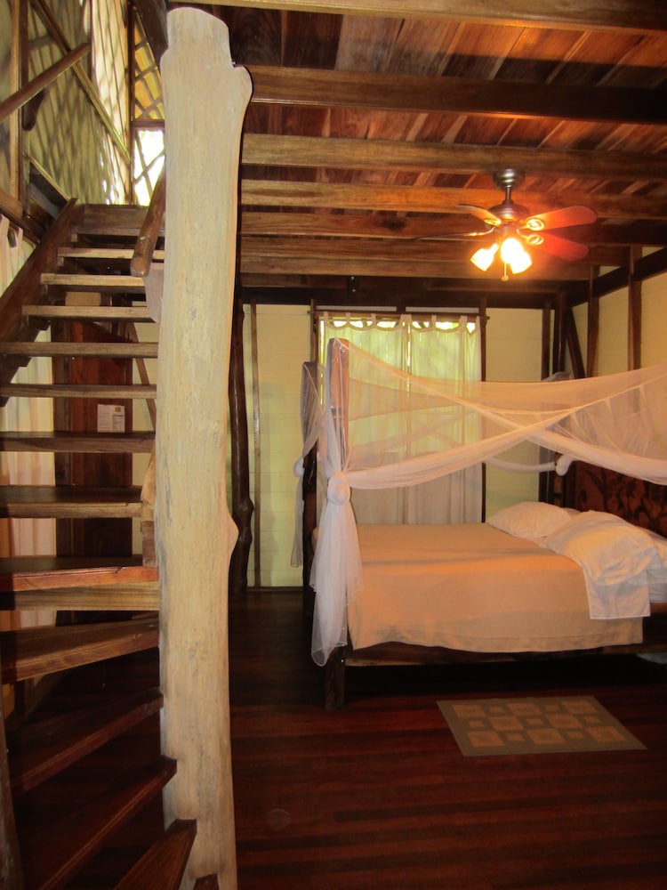 Tierra De Sueños Lodge And Wellness Center 10/50