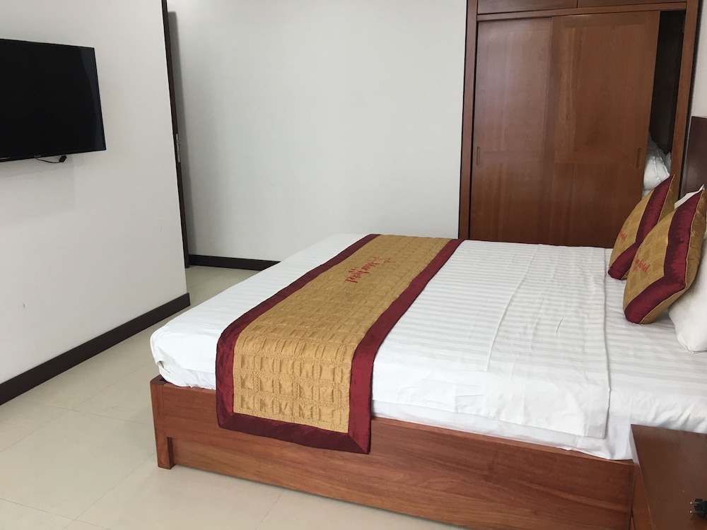 Star Hotel 13/65