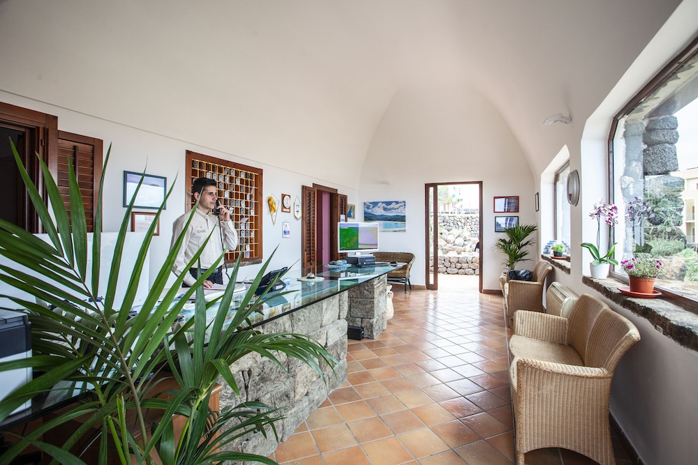 Qalea Pantelleria 22/42