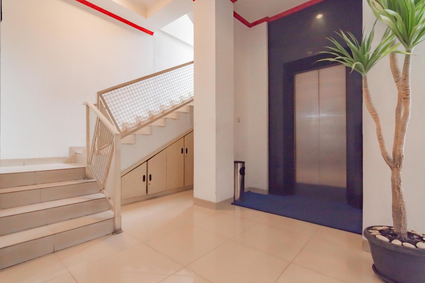 Urbanview Hotel Grand Malabar Bandung 2/32