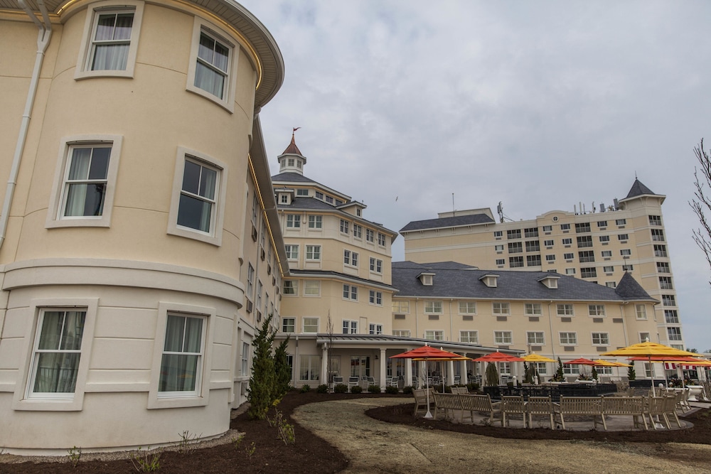 Cedar Point Apos S Hotel Breakers 10/64