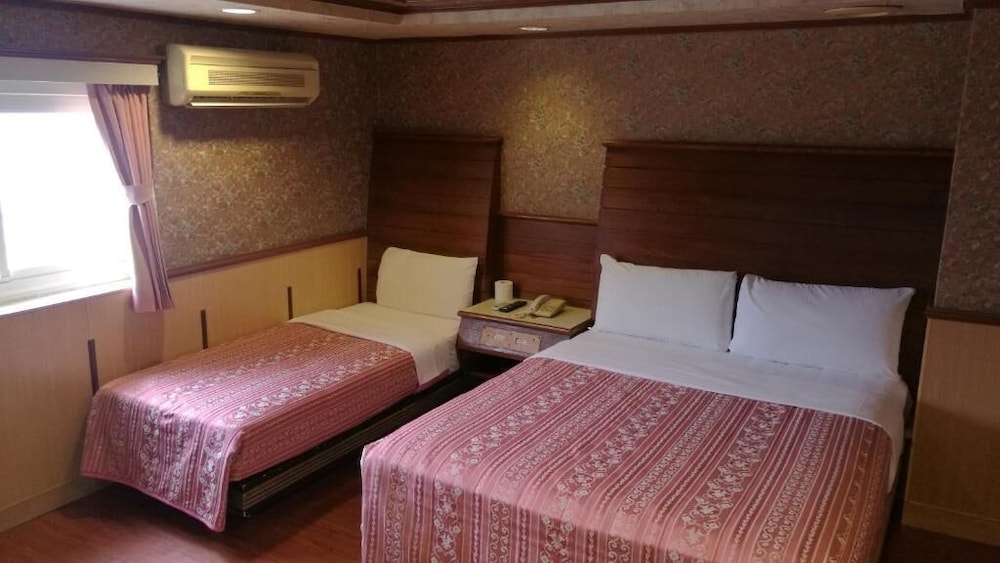 Ti Hwa Hotel 10/49
