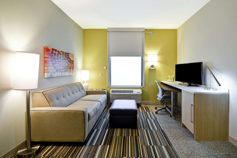Home2 Suites By Hilton Decatur Ingalls Harbour 35/65