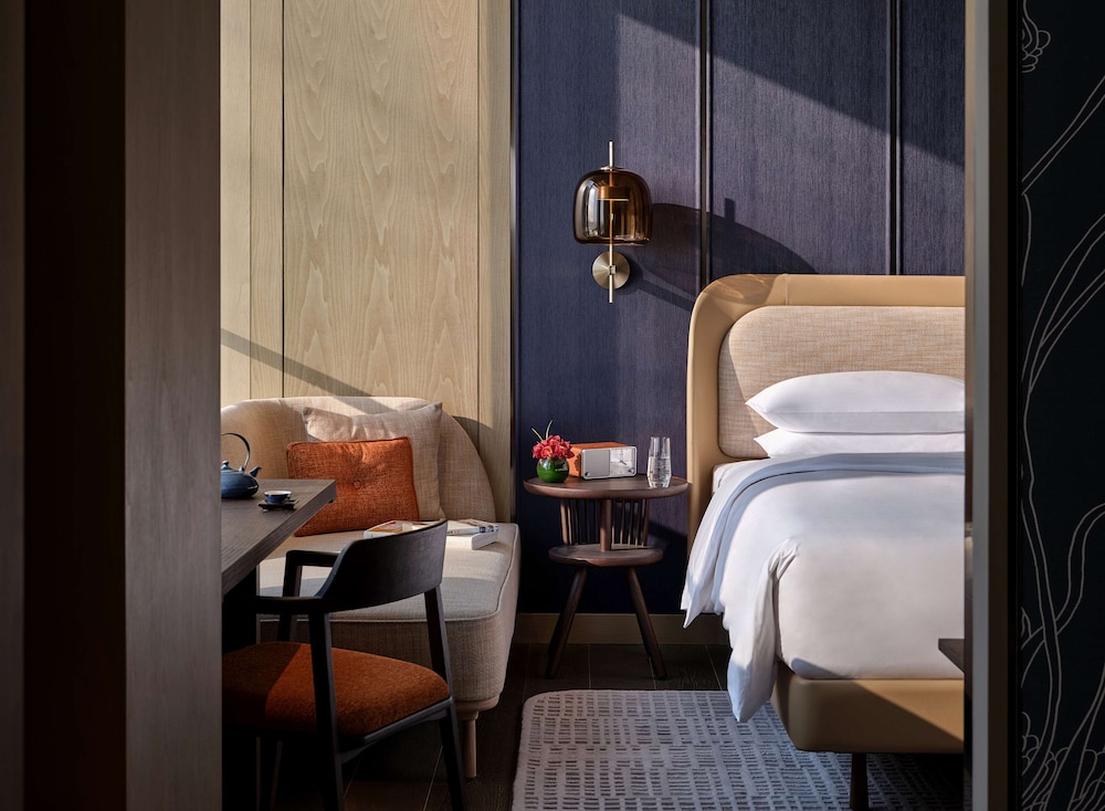 Andaz Nanjing Hexi 28/50