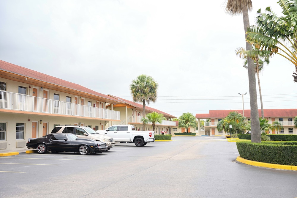 Fairway Inn Florida City Homestead Everglades 54/68