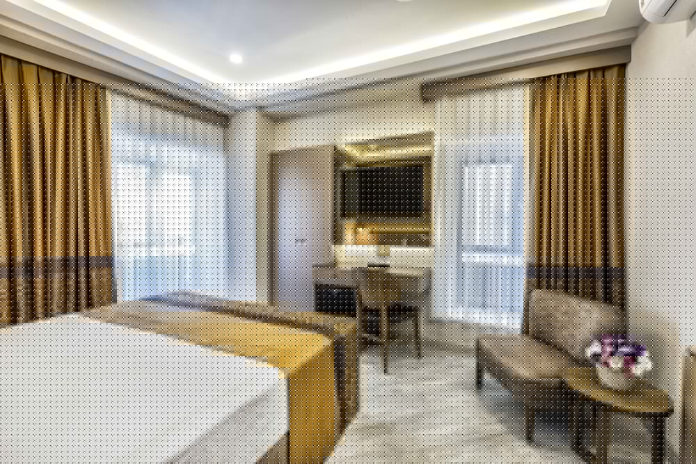Ayramin Deluxe Hotel 61/78