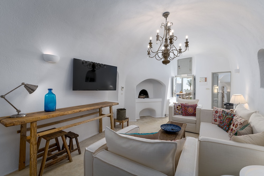 Iconic Santorini 46/73