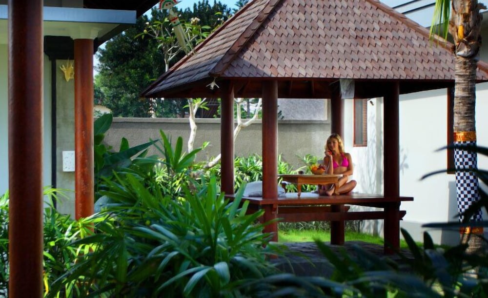 Lebak Bali Residence 8/77