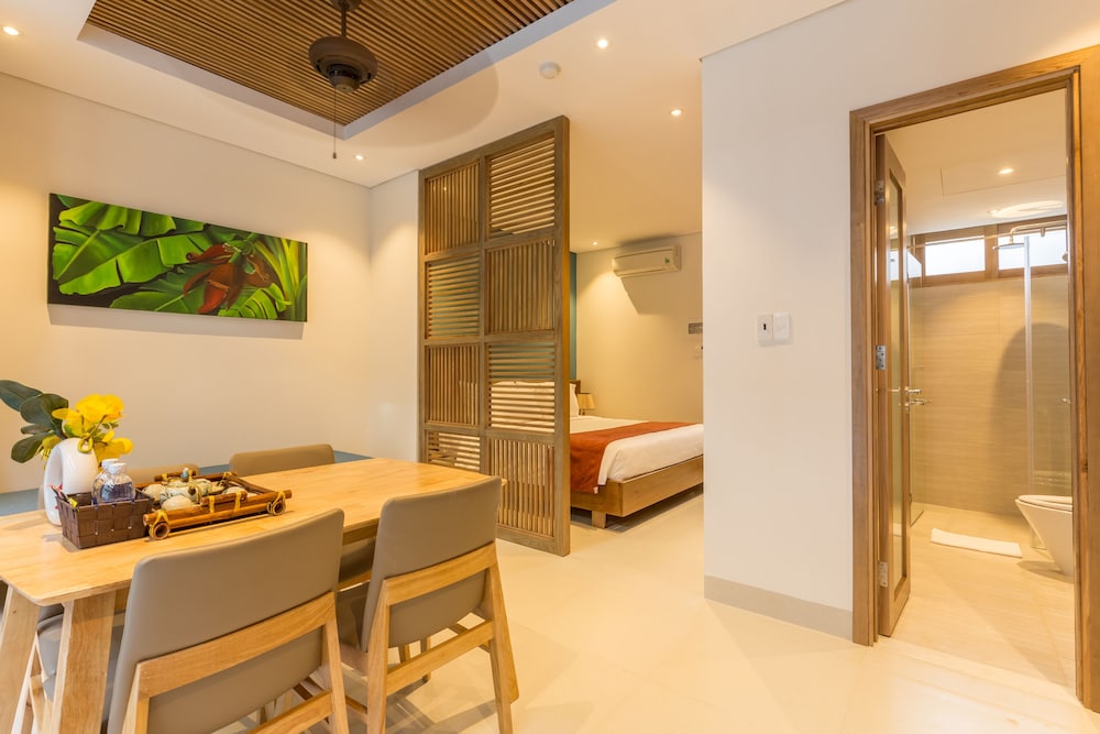 Tam House Villa Hotel 30/50