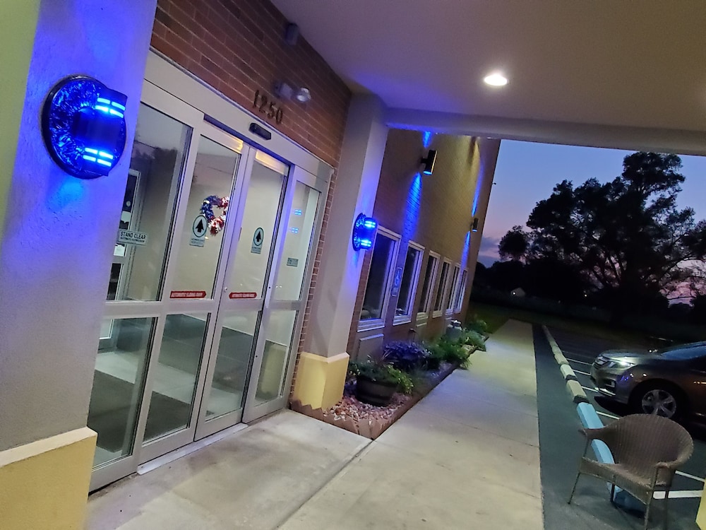 Best Western Adena Inn 4/38