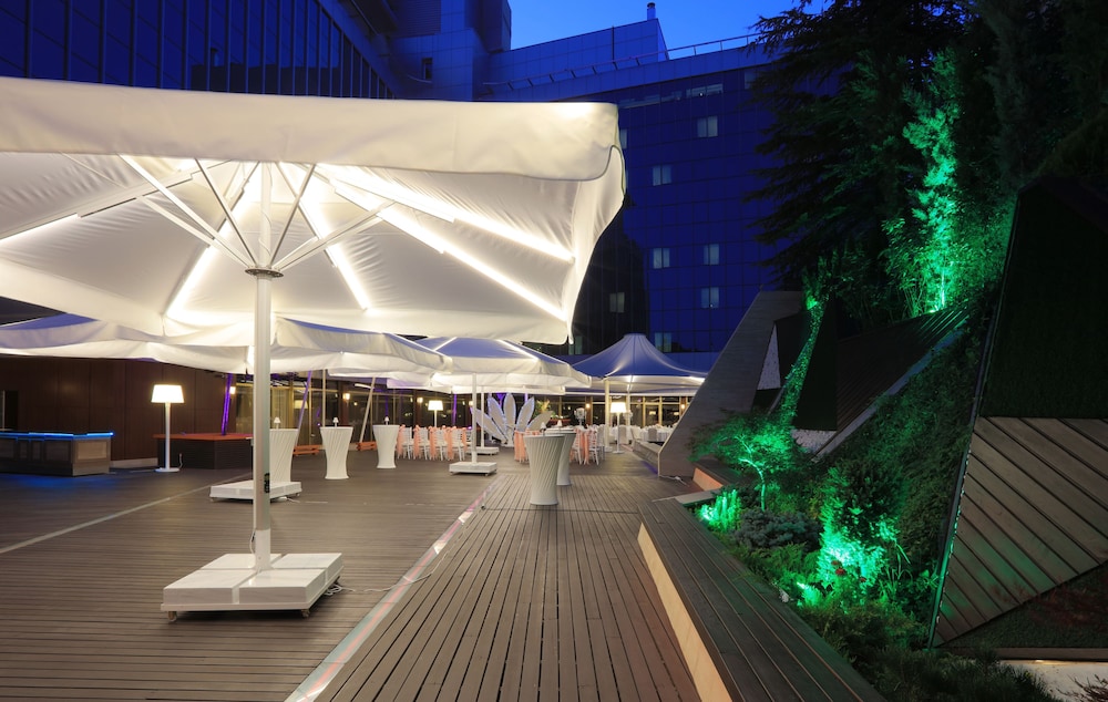 Latanya Hotel Ankara 11/76