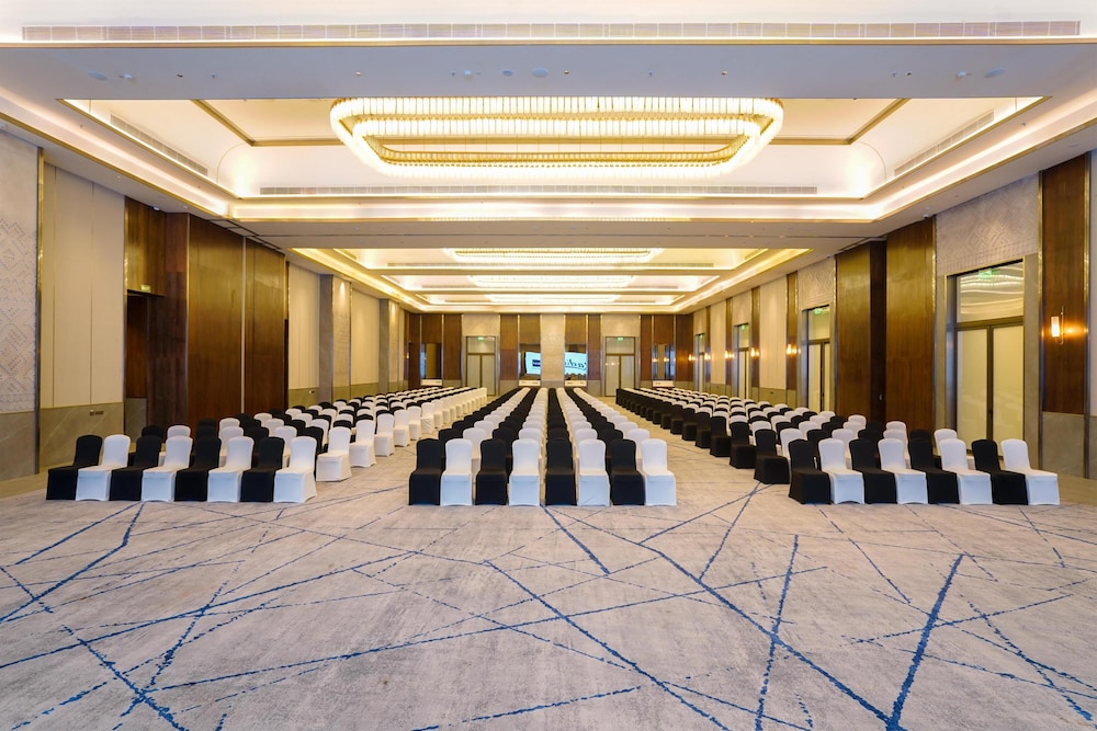 RADISSON BLU HOTEL GUWAHATI 22/48