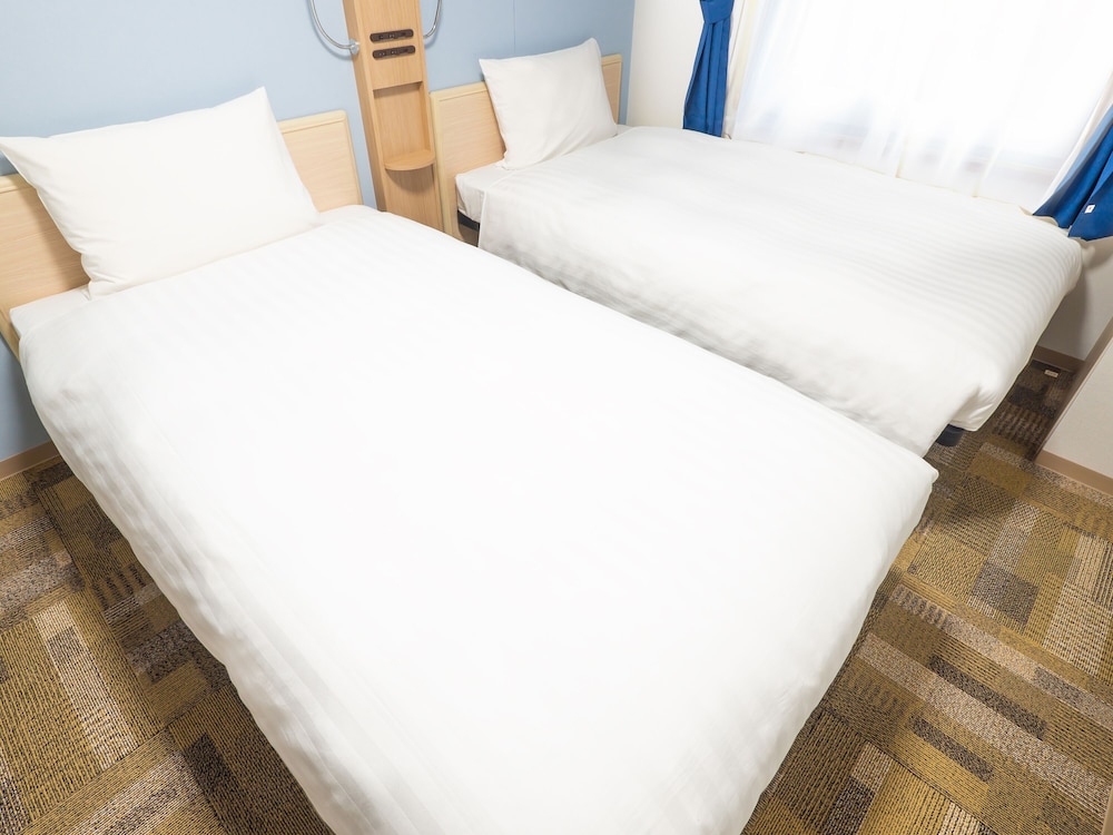 غرفة قياسية بسريرين منفصلين للمدخنين، Toyoko Inn Nagasaki Ekimae 2/4