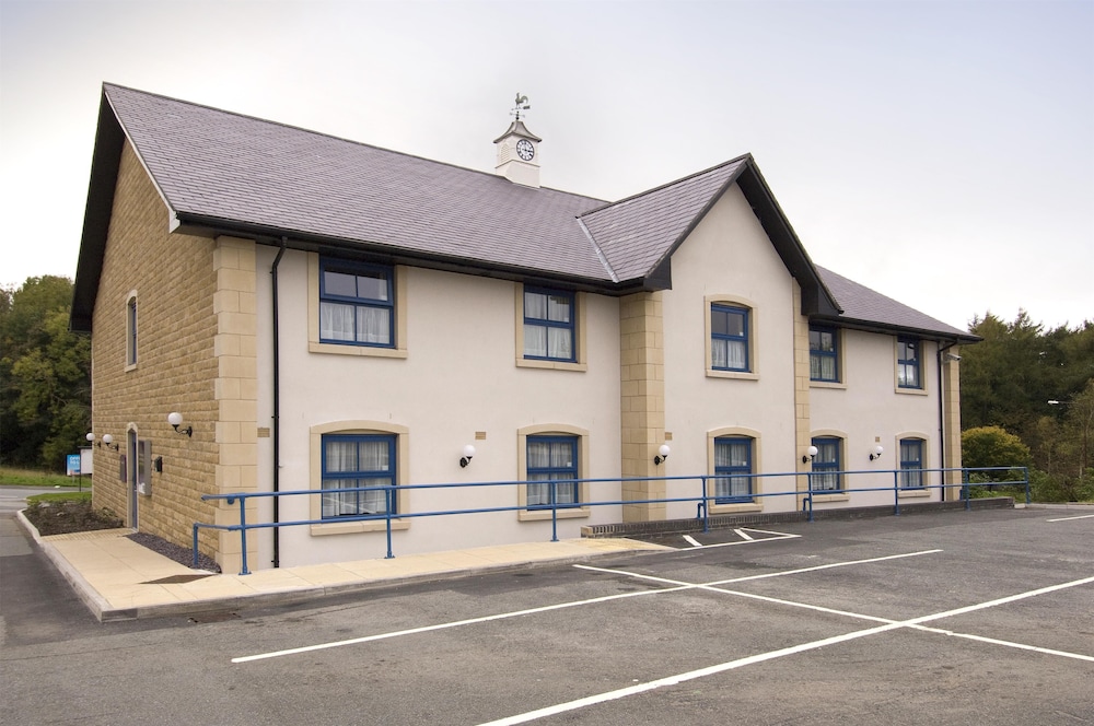 Premier Inn Bangor Gwynedd North Wales 25/31