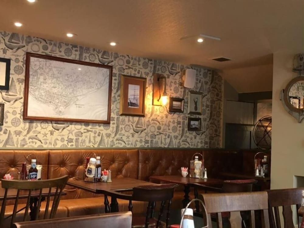 Fisherman's Tavern Hotel - Inn 4/33