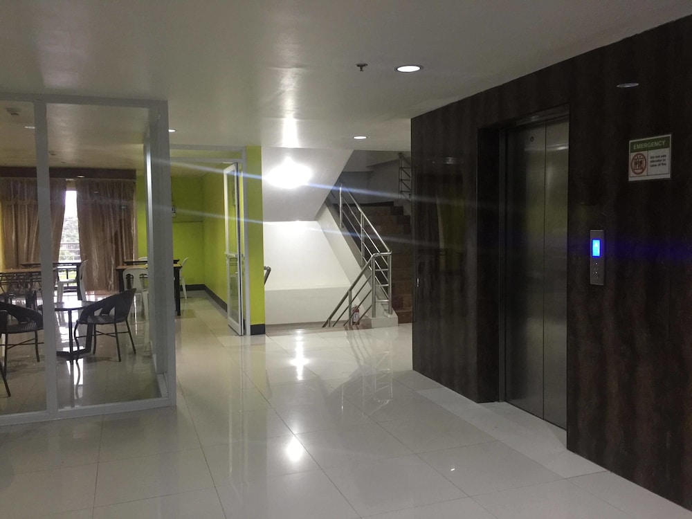 Jeamco Royal Hotel - Palawan 40/58