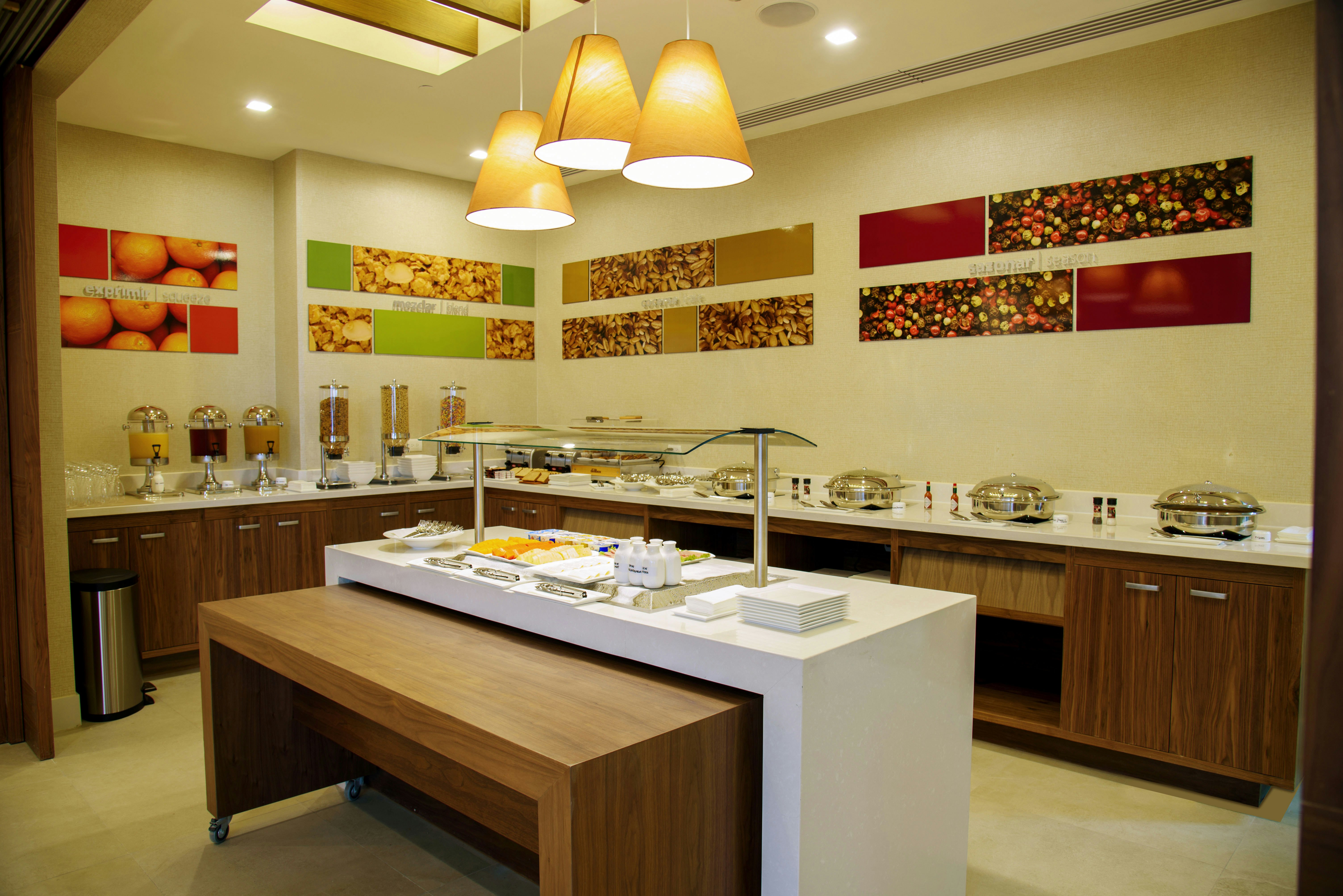 Hampton Inn by Hilton Piedras Negras 37/53