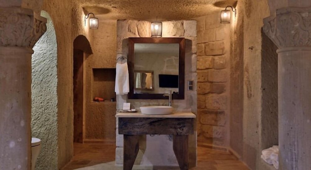 Mahzen Cave Hotel 37/55