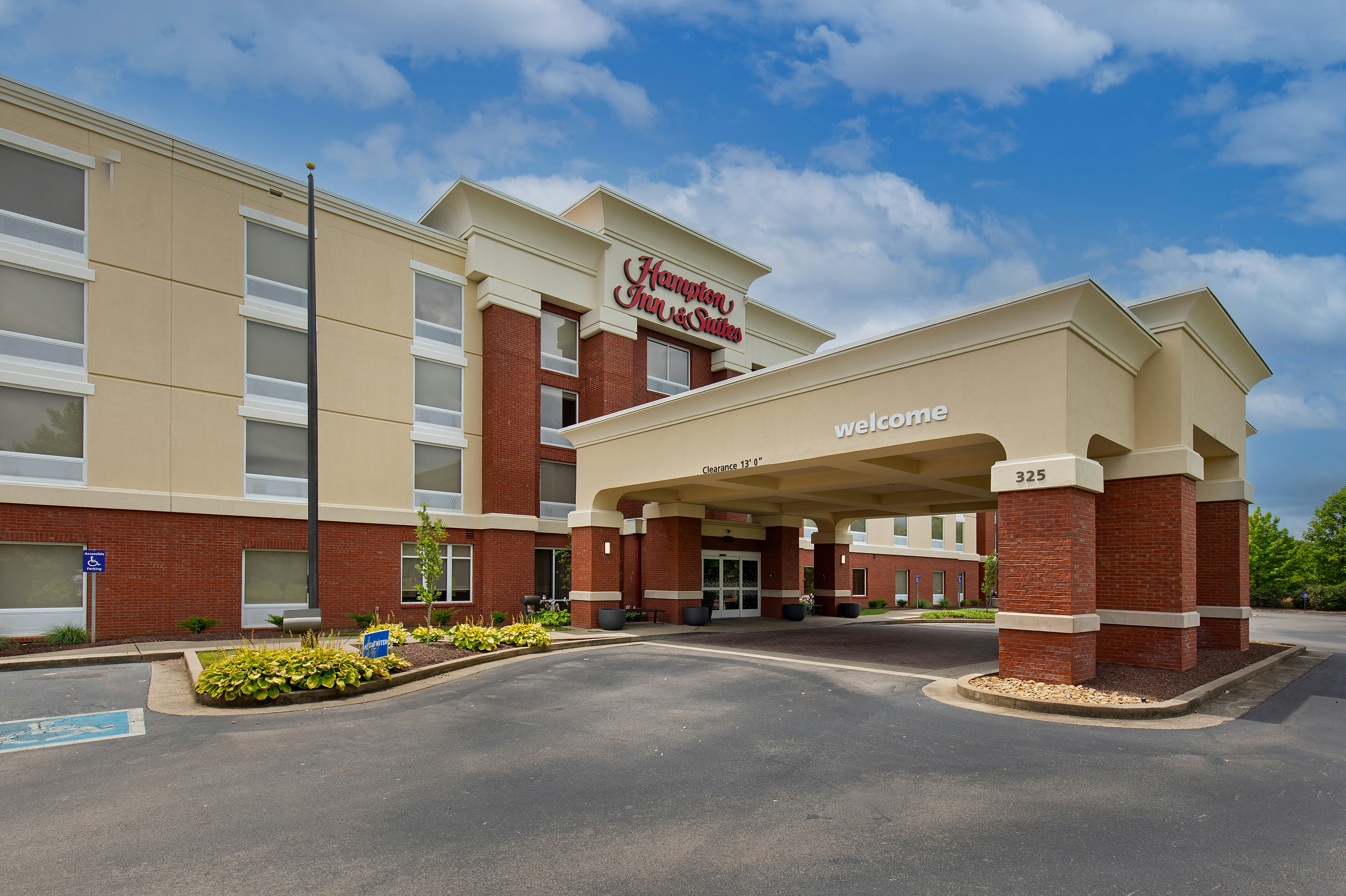 Hampton Inn Suites Murfreesboro 64/73