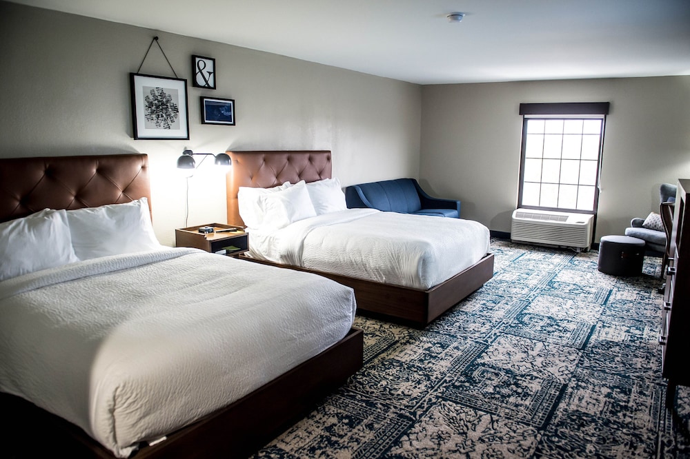 Four Points by Sheraton Greensboro Airport 15/63