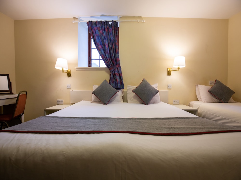Longforgan Coaching Inn 2/41