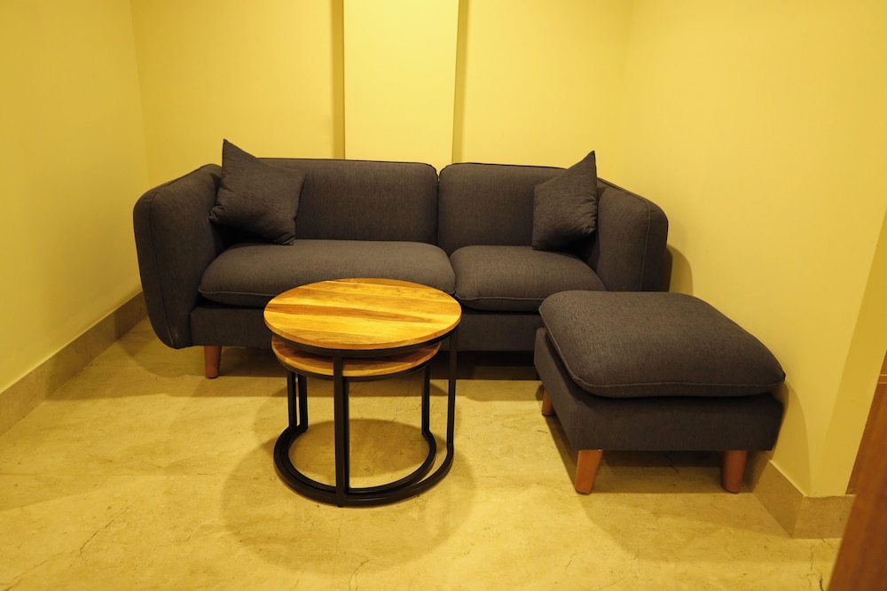 Hotel Surguru 43/60