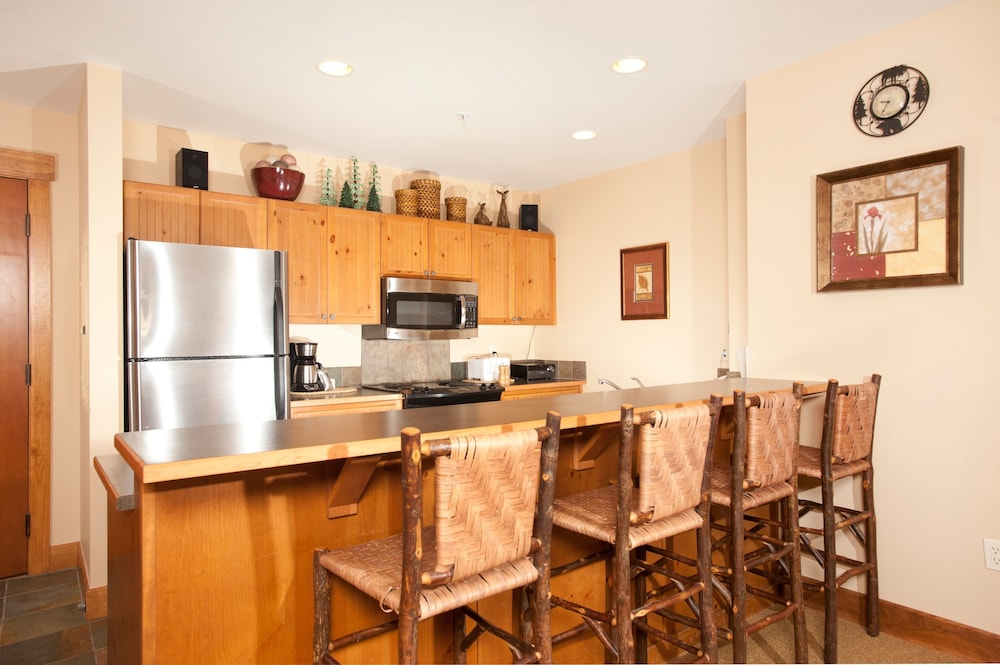 Springs 2 Bed 3 Bath Murphy 48/50