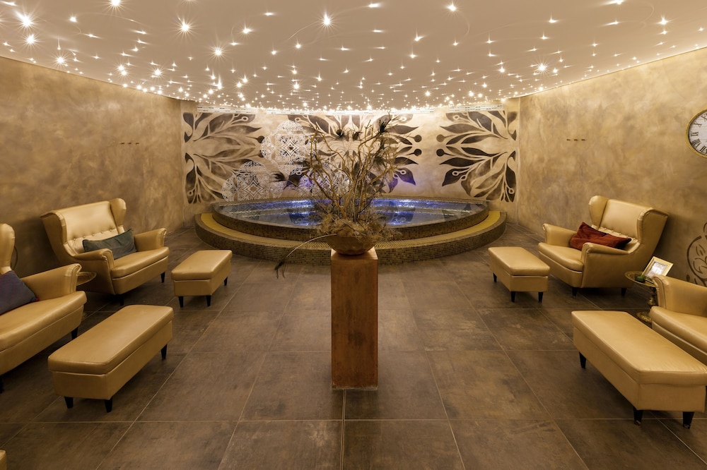 Zlaty Klucik Hotel 38/69