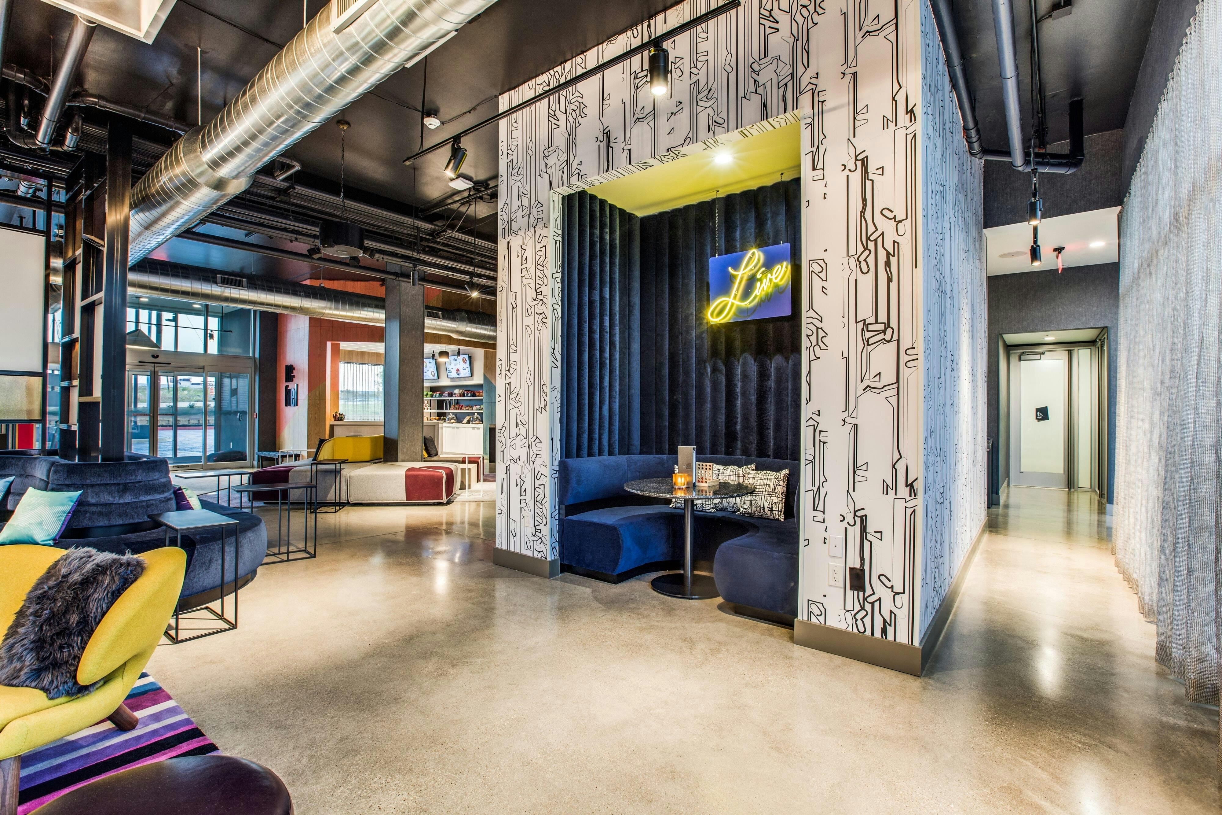 Aloft Dallas Arlington Entertainment District 13/13
