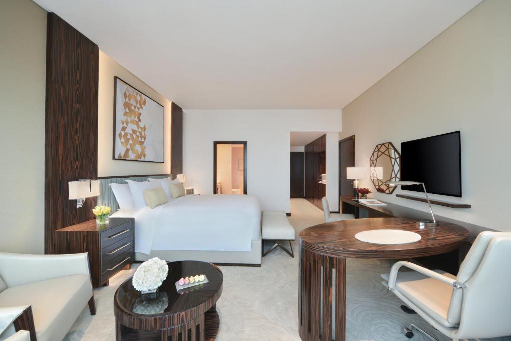ONE BEDROOM SUITE