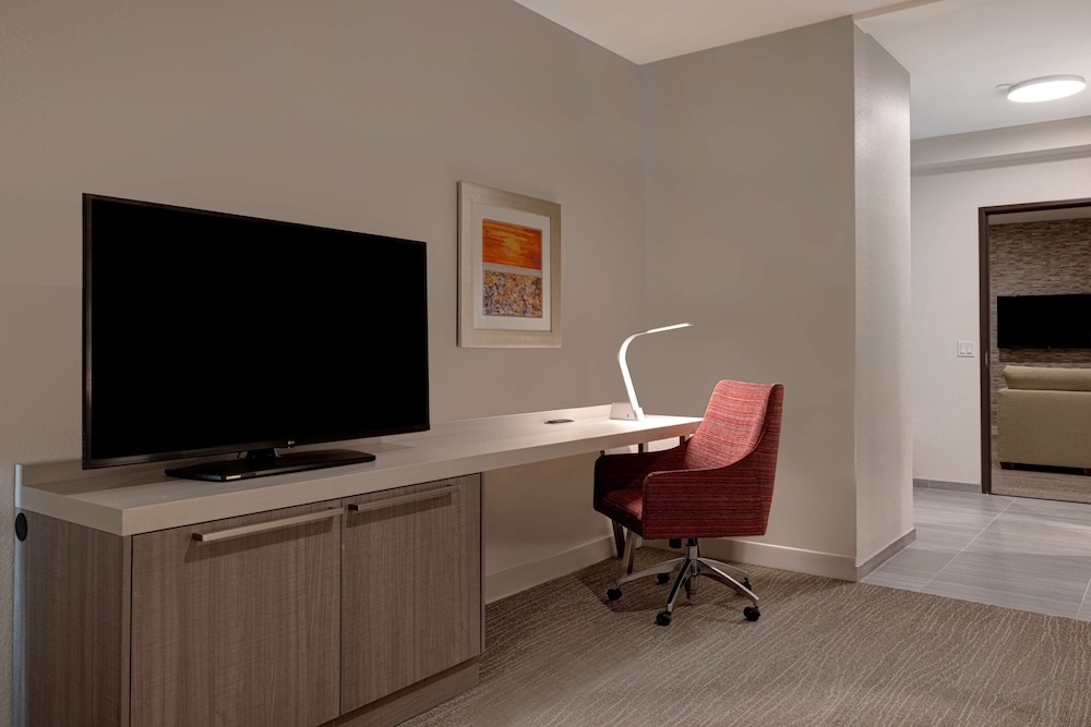 Hilton Garden Inn Temecula 56/68