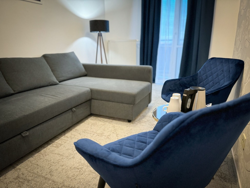 Hotel Modena 25/50