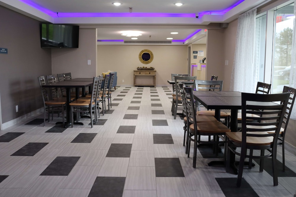 Econo Lodge Rockford Casino Area 29/37